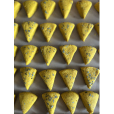 50 X cheese triangle shaped dog biscuits buy 2 bags get 1 bag free